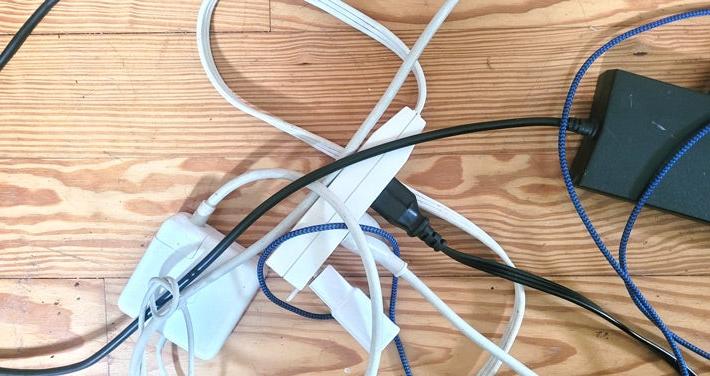 a mess of electrical cords